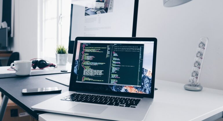 Rédaction web - Code HTML - Internet